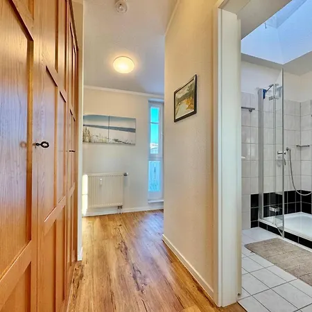 Apartment Komfortable In Mit Balkon